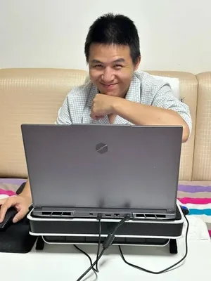一位不打游戏的人妻,救了我的「爱压抑」